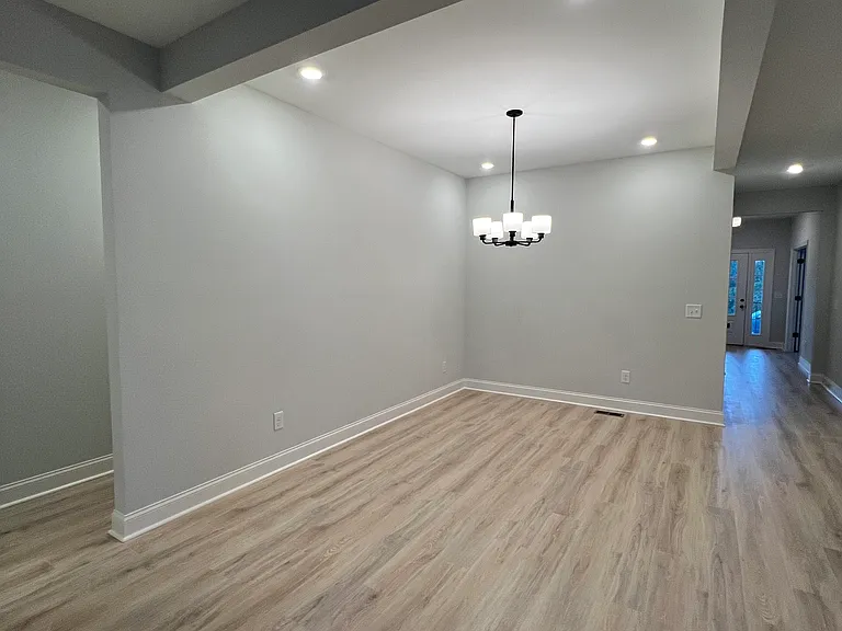 165 John T Alexander Blvd — Photo 7