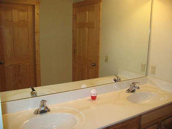 5th image of 282 Hillsdale Dr #2-9685