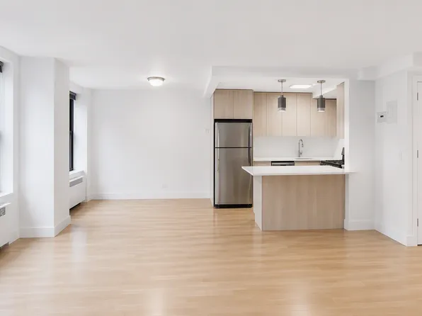 330 W 58th St, New York, NY
