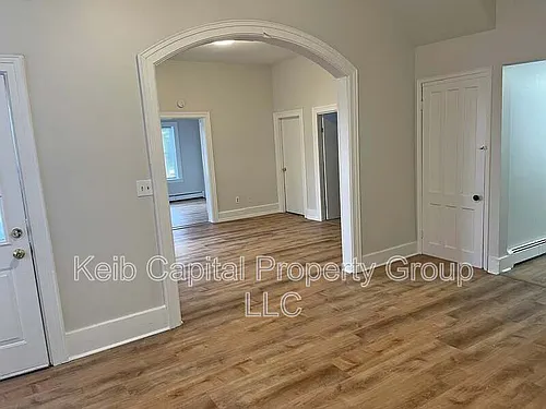 7 Oak St #1 Photo 1