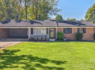 805 Waters St, Shelby, NC 28152