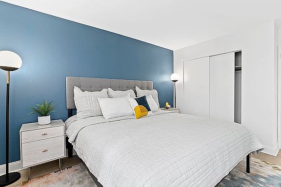 3rd image of 546 Main St APT 416