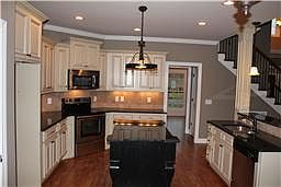 3rd image of 173 Rockvale Mdws Lot 173