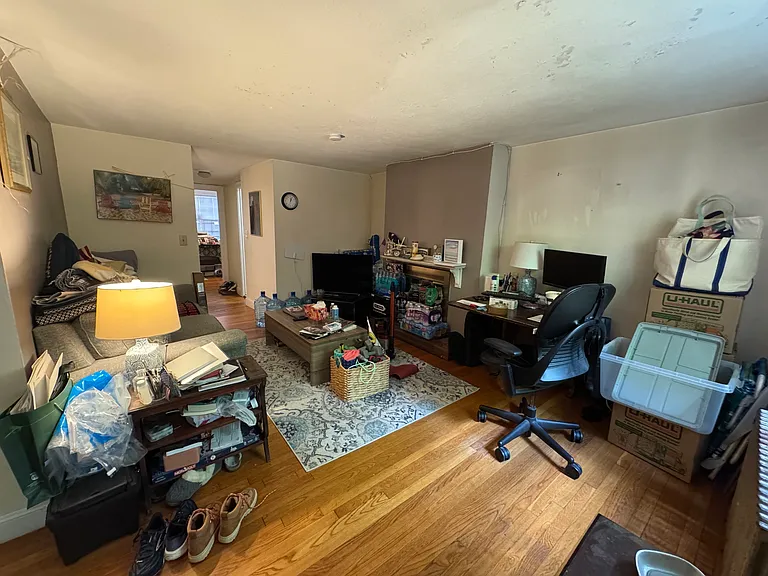 11 Joy St #1 — Photo 2
