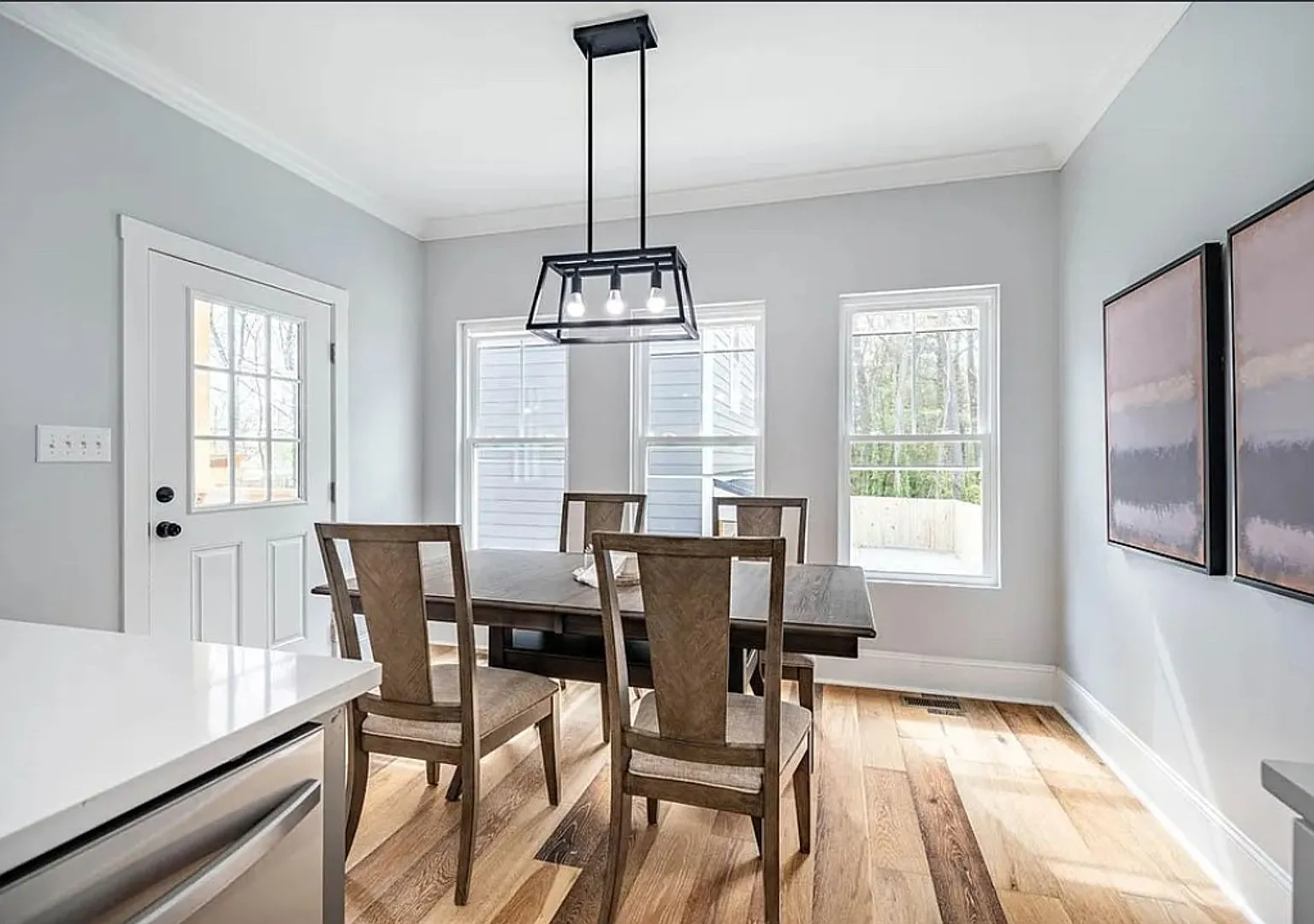 Room in 5 Bedroom Home at Booker Ave — Photo 2