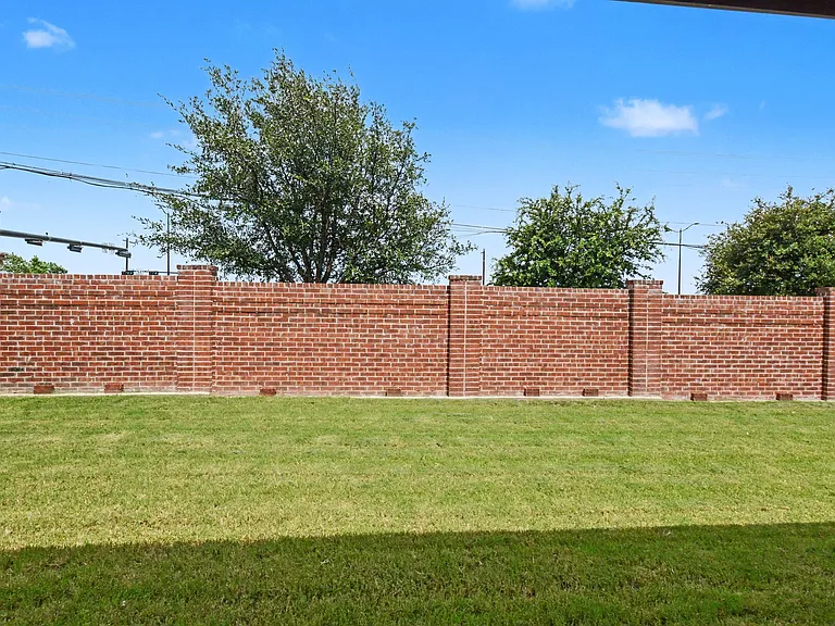 3814 Windmill Ct — Photo 26