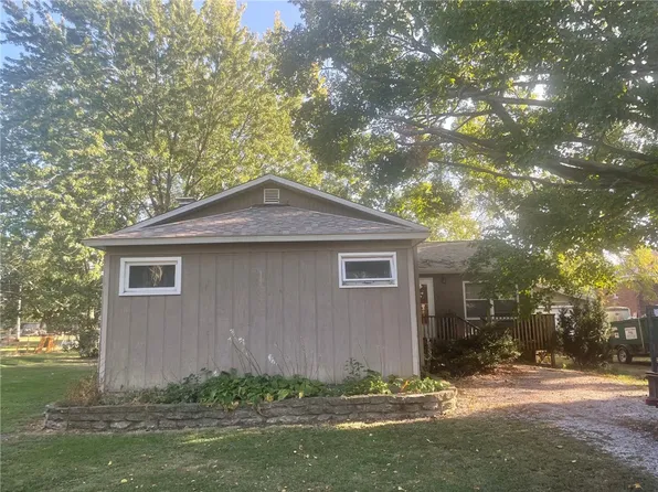 713 E Honeywell Ave, Hoopeston, IL 60942