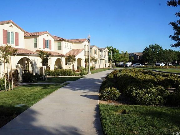 2nd image of 23927 Calle Del Sol Dr