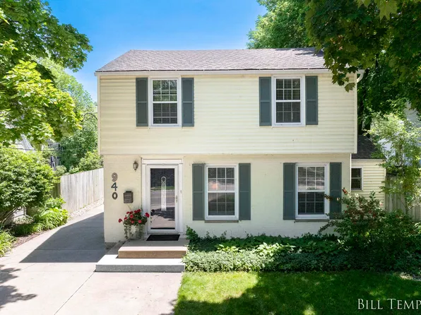 940 Breton Rd SE, East Grand Rapids, MI 49506