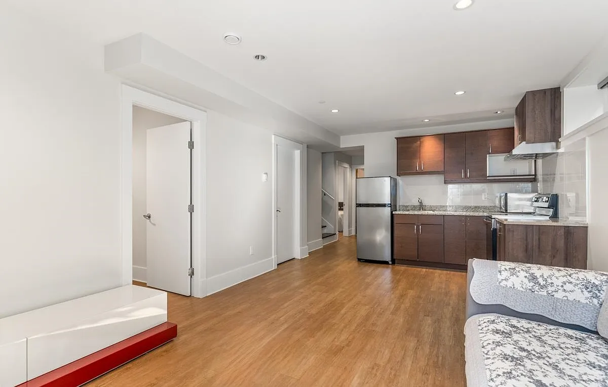 2 bed, 780 sqft, $1,400 — Photo 1