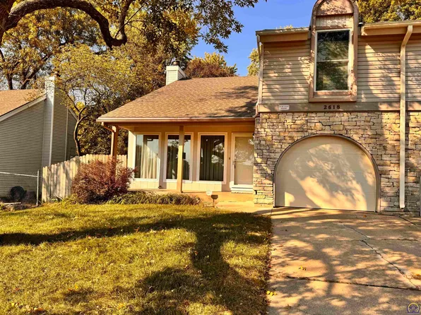 2618 SW 30th St, Topeka, KS 66611