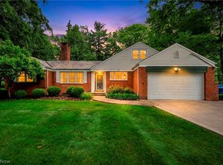 10906 Fitzwater Rd, Brecksville, OH 44141