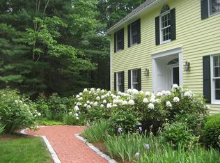 16 Ledge Hill Rd, Southborough, MA 01772