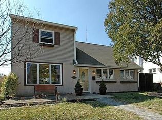 6958 Fowler St, Philadelphia, PA 19128