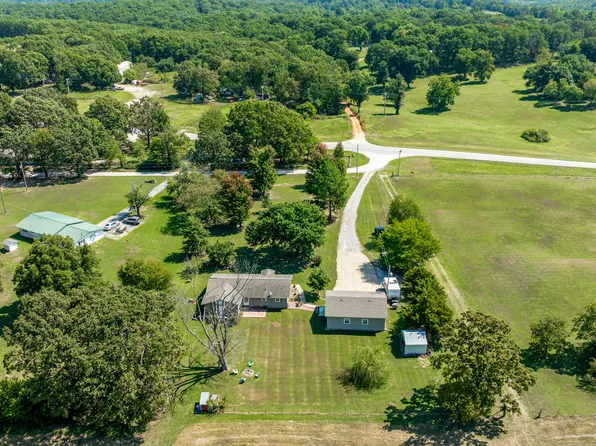 61990 E 342nd Loop, Grove, OK 74344