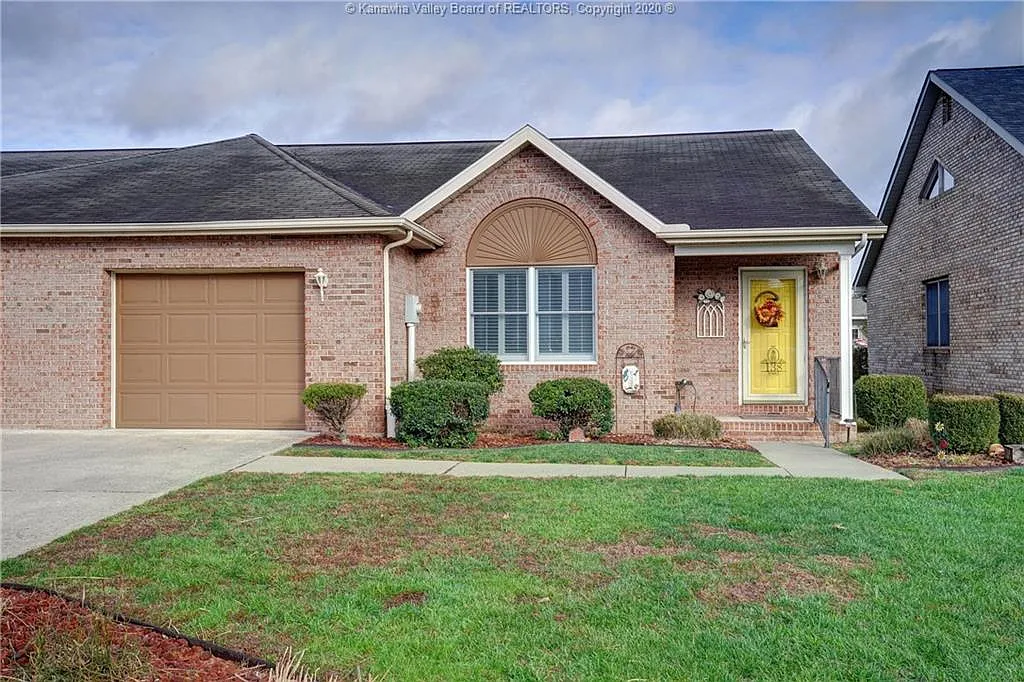 138 Windmere Dr photo 1