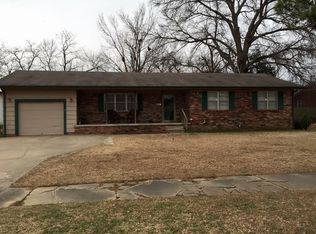215 E Ozark St, Morris, OK 74445