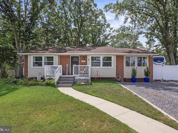 326 Cleveland Ave, West Berlin, NJ 08091