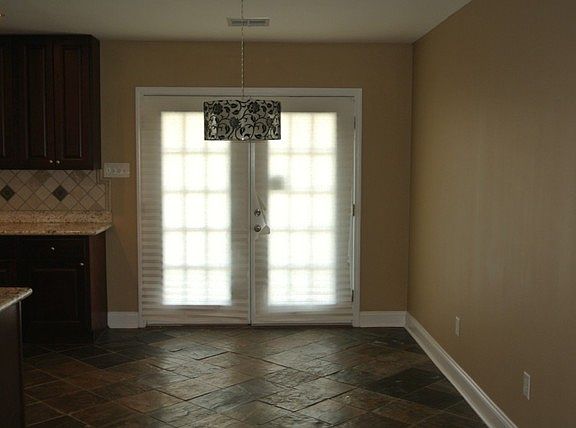 4th image of 7631 Lafourche St