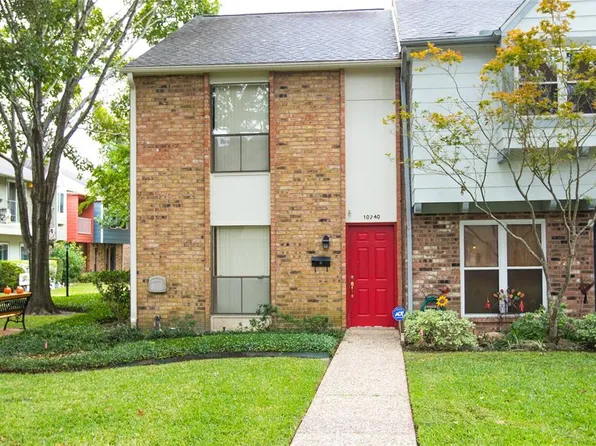 10240 Longmont Dr #48/1, Houston, TX 77042