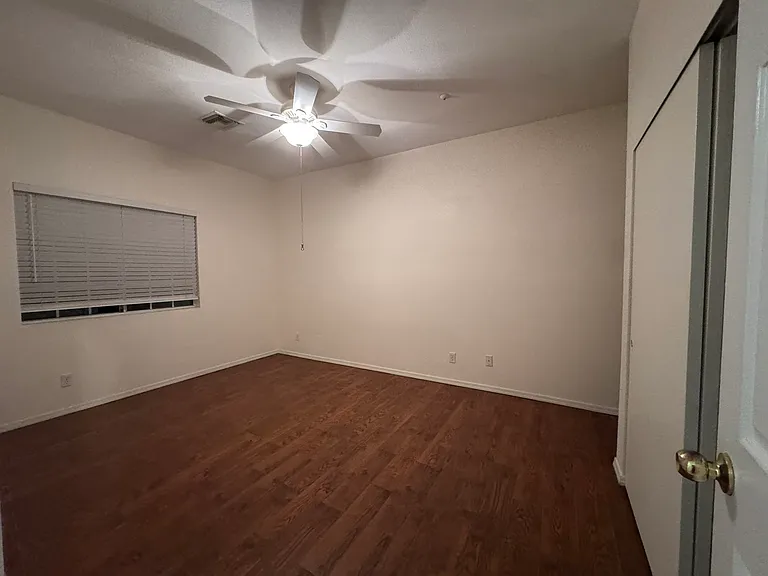 317 Phyllis Dr #2 — Photo 7