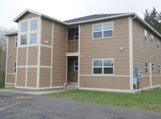 1611 SE Willow Dr #A-D, Warrenton, OR 97146