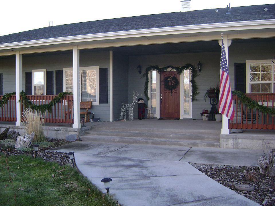 Front of house 