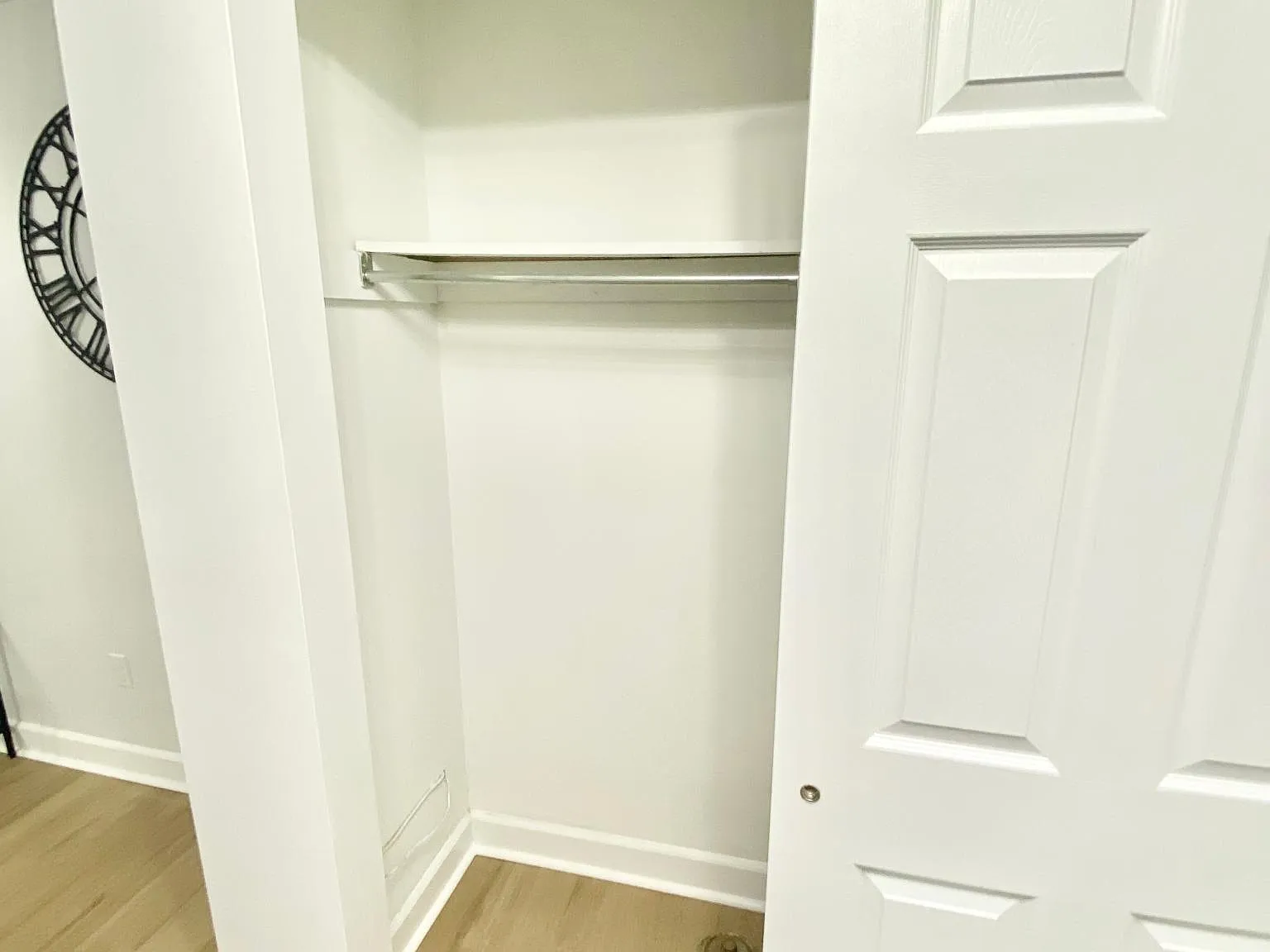 1 bed, 350 sqft, $925 — Photo 4