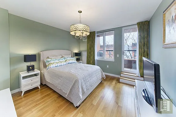 Sold by Halstead Real Estate | media 22