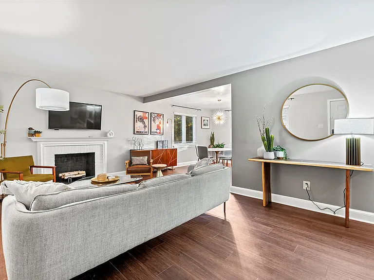 7200 Carol Ln — Photo 22