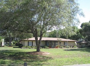 706 Johnson Dr, Ruskin, FL 33570