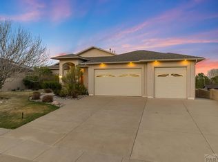 18 Redondo Ln, Pueblo, CO 81005