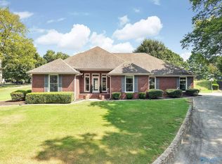 916 Tunsel Rd SW, Hartselle, AL 35640