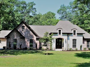 2857 Old Wolfe Rd, Caledonia, MS 39740