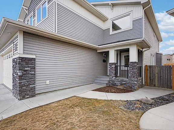 2nd image of 346 E Twinriver Rd W