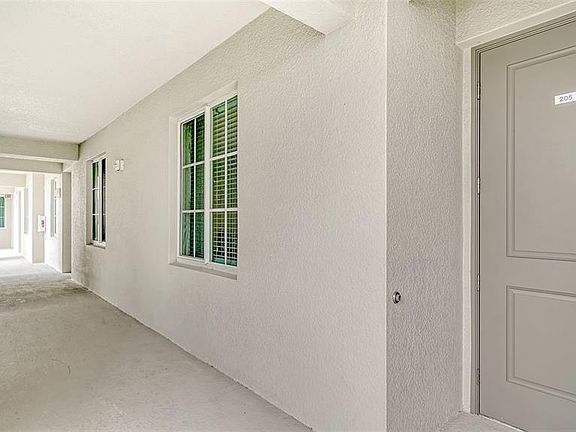 2nd image of 12180 Wellen Golf St #205