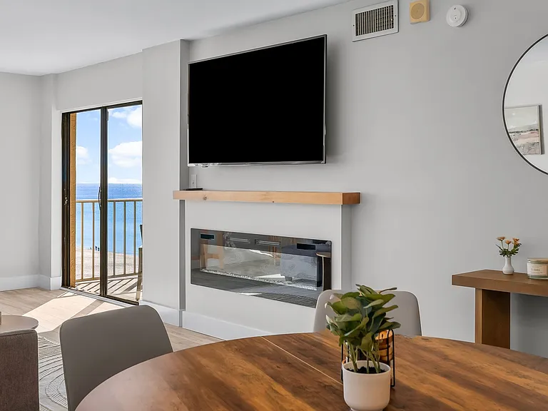 5801 Thomas Dr #824 — Photo 33