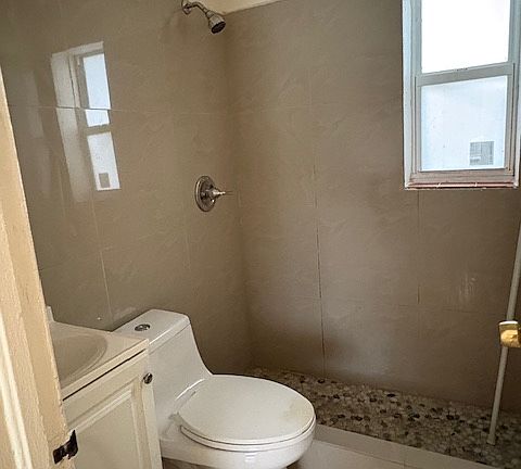 4th image of 12240 NE 5th Ave #4