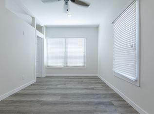 Modern and Charming Junior 1-bedroom Apartment, Los Angeles, CA 90006