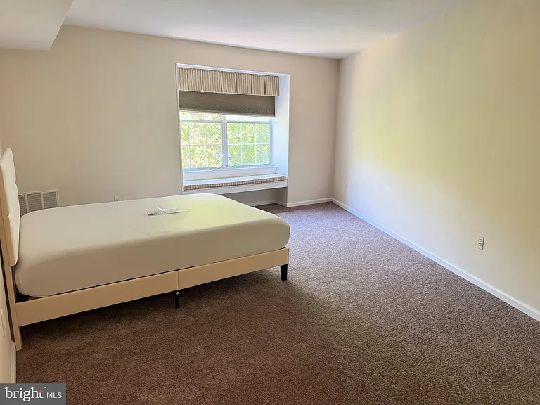 1714 Steamboat Sta — Photo 7