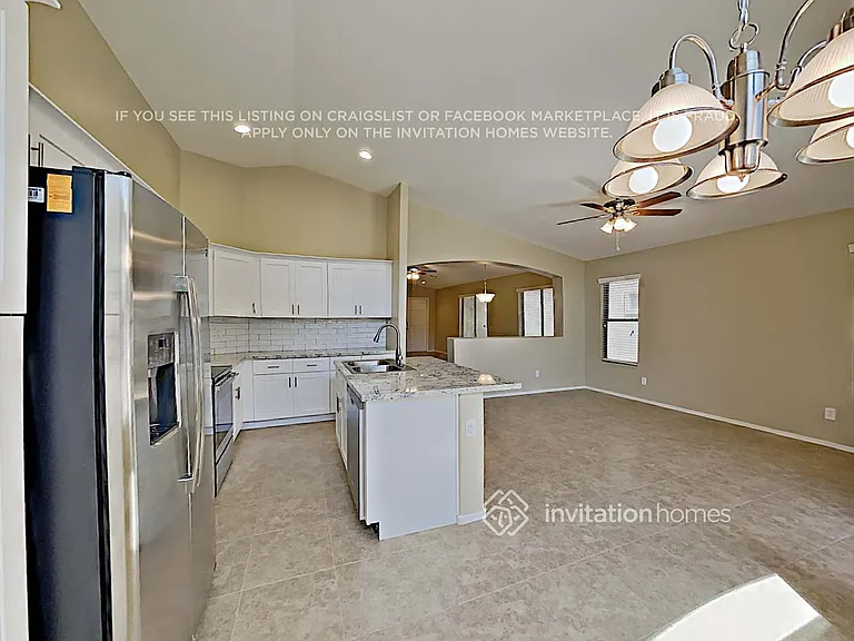 2677 W Half Moon Cir — Photo 9