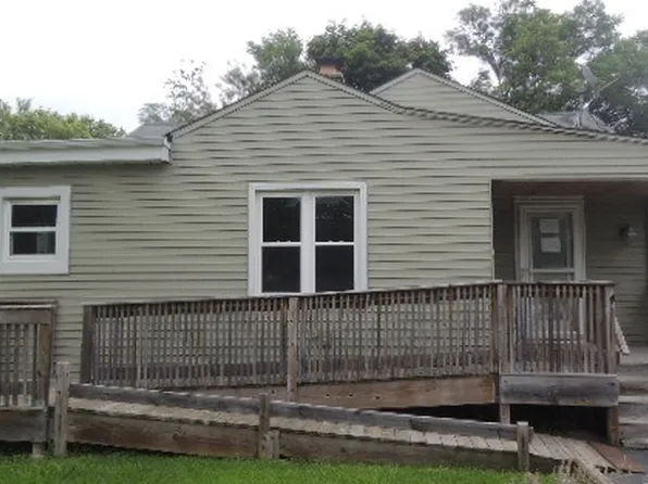 0S751 East St, Winfield, IL 60190