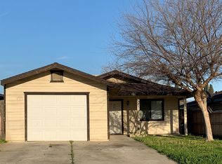 70 N Doree St, Porterville, CA 93257