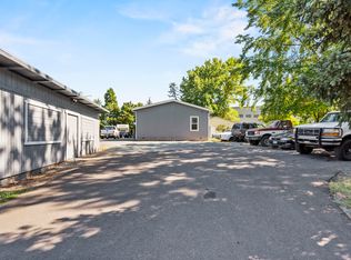 201 E Rapp Rd, Talent, OR 97540