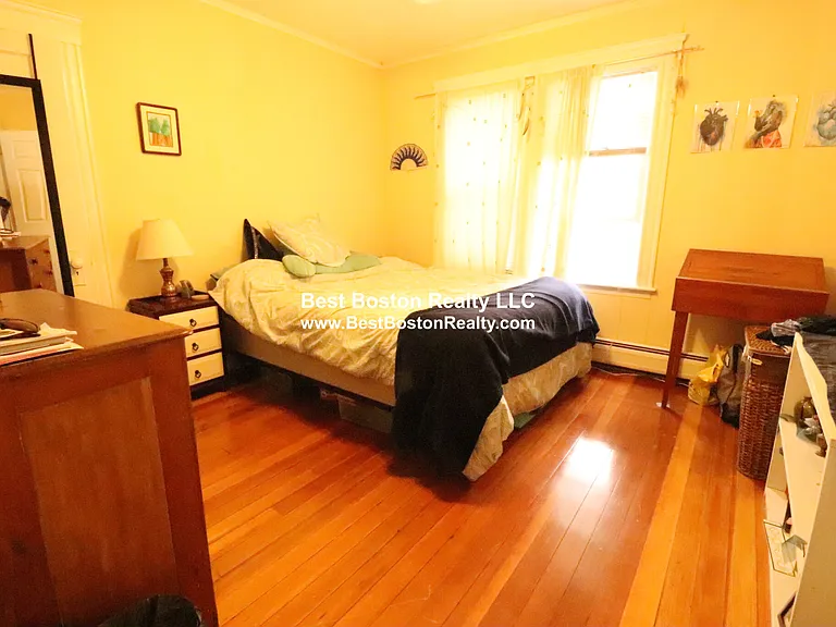262 Main St #1 — Photo 6