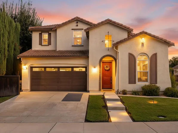 3662 W River Dr, Sacramento, CA 95833