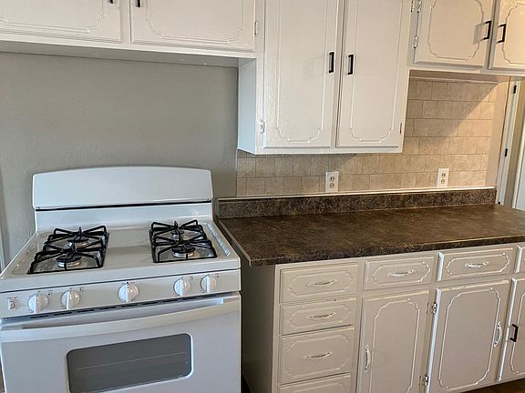 Brand new gas stove.