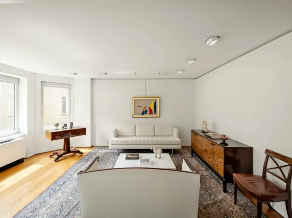880 5th Avenue 10A image 11 of 12
