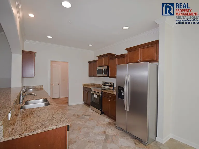 143 Windyhill St — Photo 5