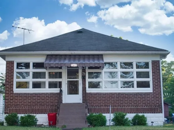 2692 Greene St, Lake Station, IN 46405